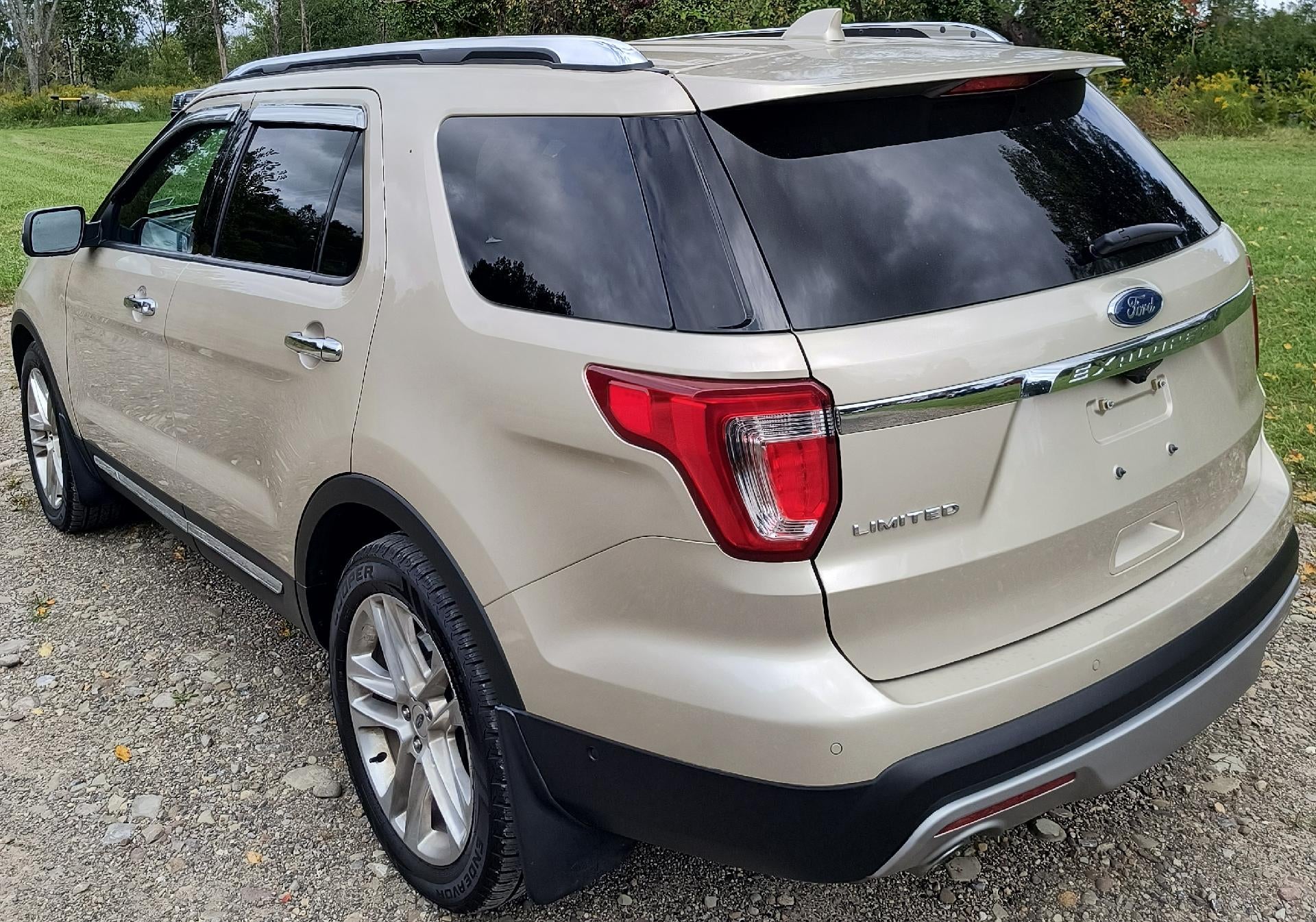 2017 Ford Explorer Limited FWD