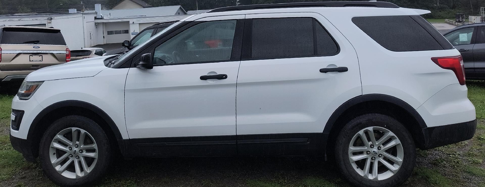 2017 Ford Explorer Base 4WD