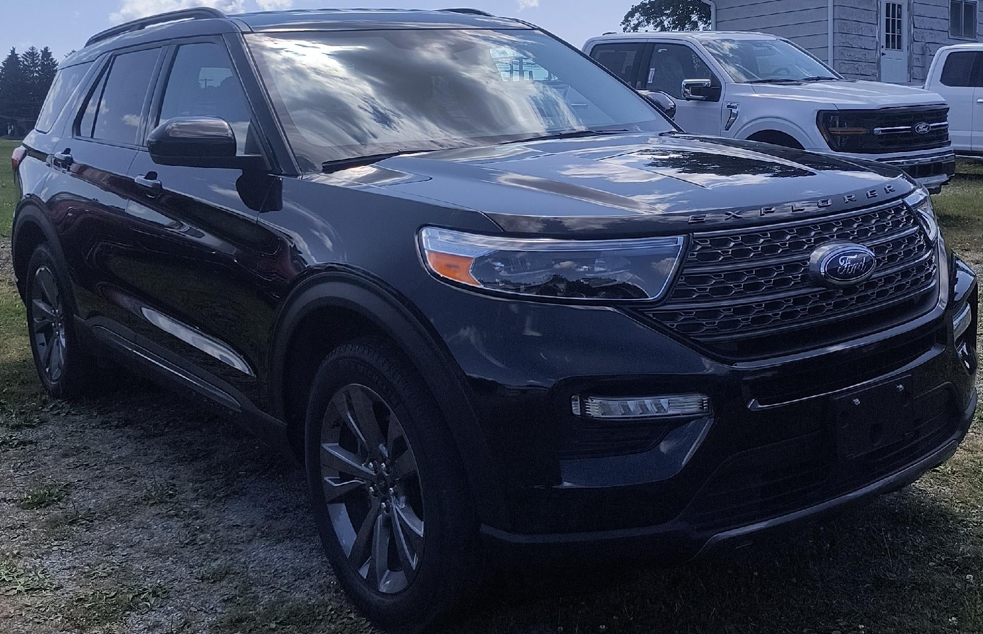 2024 Ford Explorer XLT 4WD