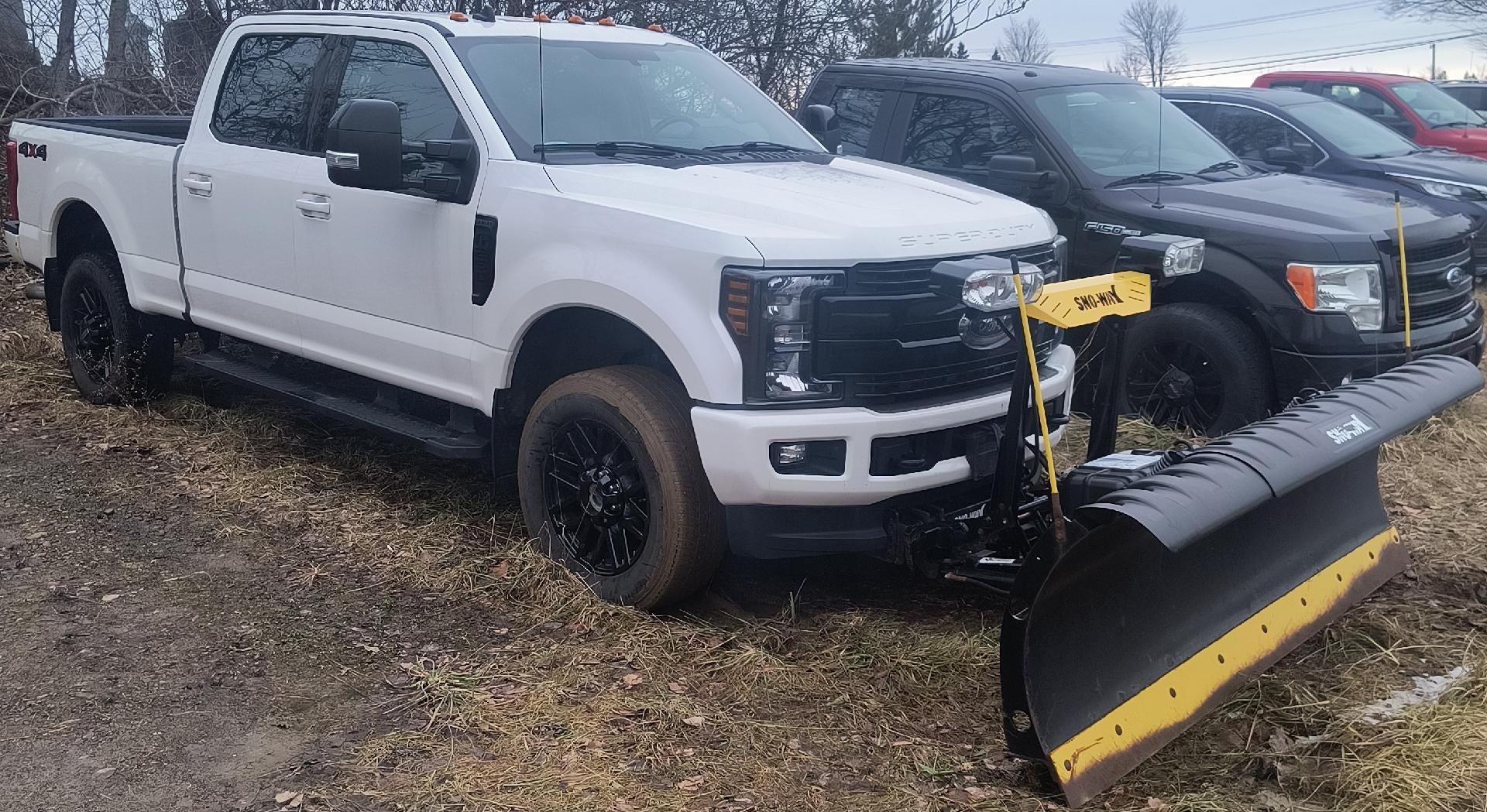2019 Ford Super Duty F-250 SRW LARIAT 4WD Crew Cab 6.75' Box