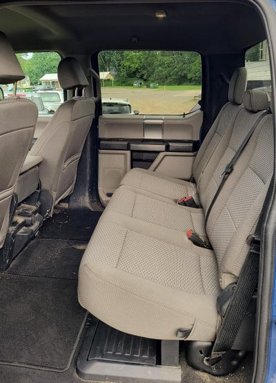 2022 Ford Super Duty F-350 SRW XLT 4WD Crew Cab 8' Box