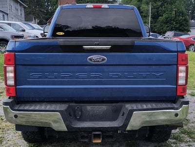 2022 Ford Super Duty F-350 SRW XLT 4WD Crew Cab 8' Box