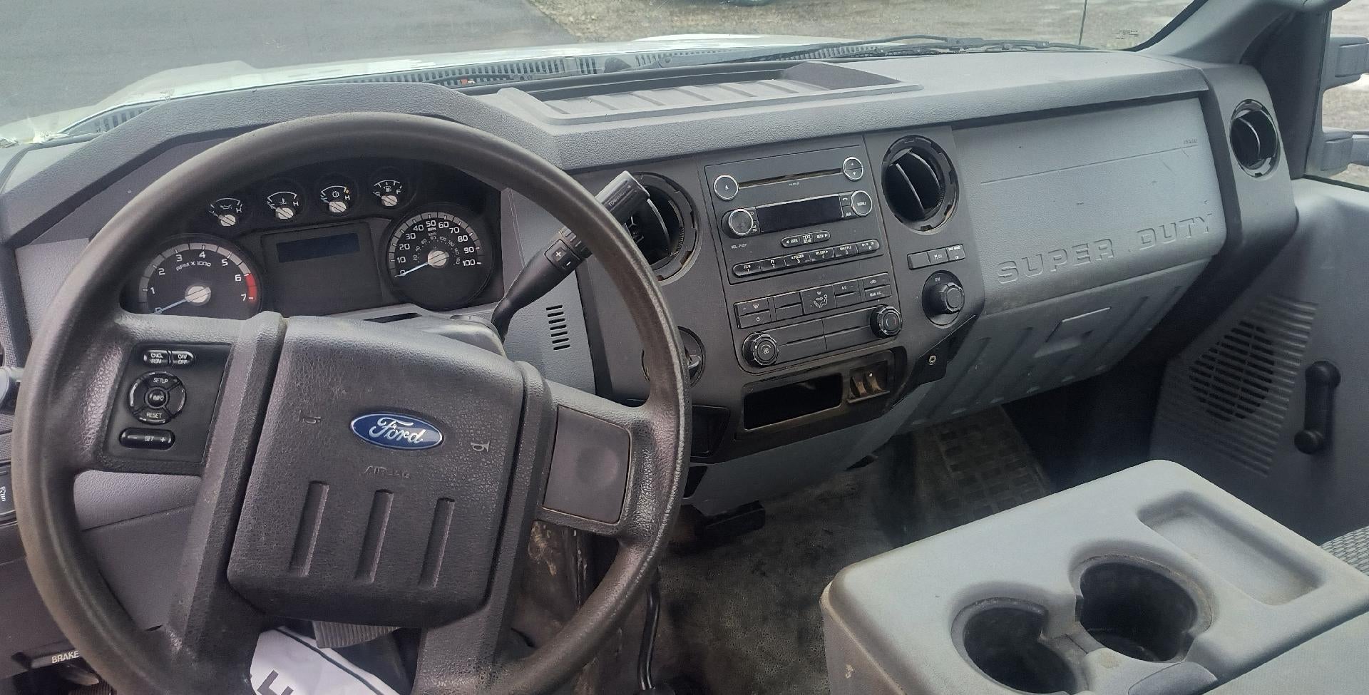 2016 Ford Super Duty F-250 SRW 4WD Regular Cab 8 Ft Box XL