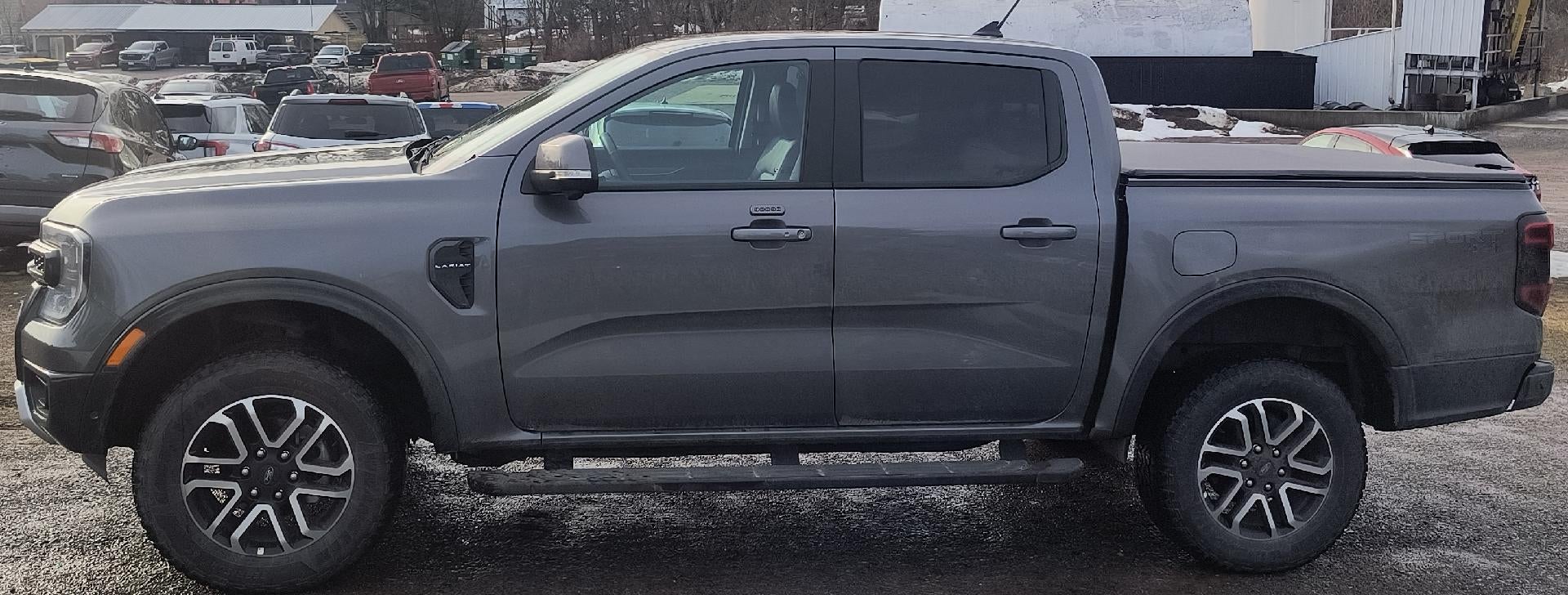 2024 Ford Ranger LARIAT 4WD SuperCrew 5' Box